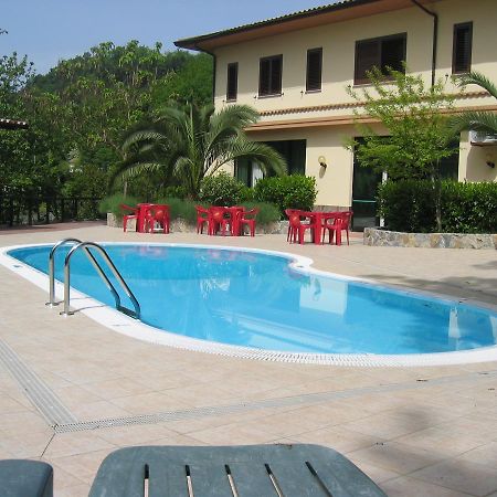 Hotel Chiar Di Luna Laino Borgo Luaran gambar