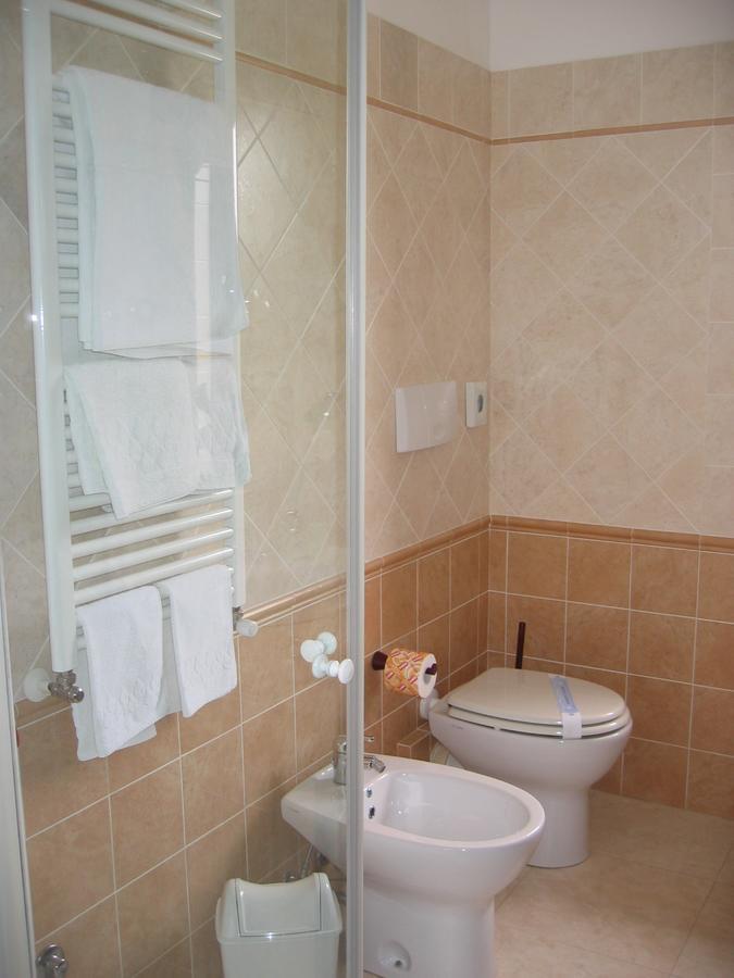 Hotel Chiar Di Luna Laino Borgo Luaran gambar